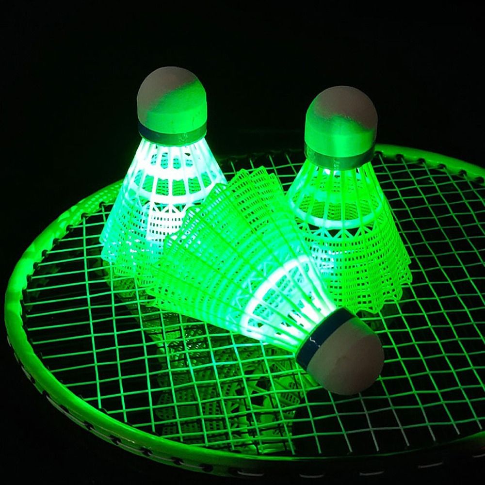 Bolas de iluminación brillante - Badminton League reseña y precio