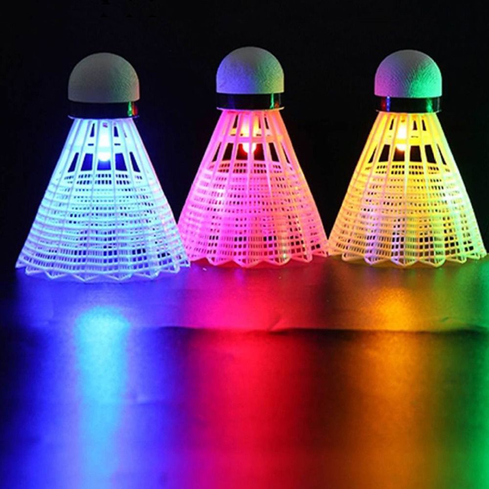 Bolas de iluminación brillante - Badminton League reseña y precio